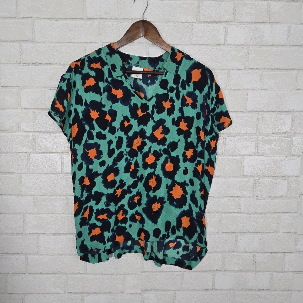 CAbi over-sized printed top